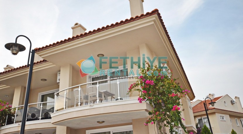 Havuzlu Kiralık Daire Fethiye 01