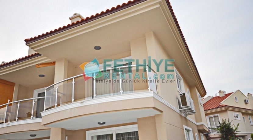Haftalık Kiralık Ev Fethiye 2 Yatak Odalı Sun Set Beach Club