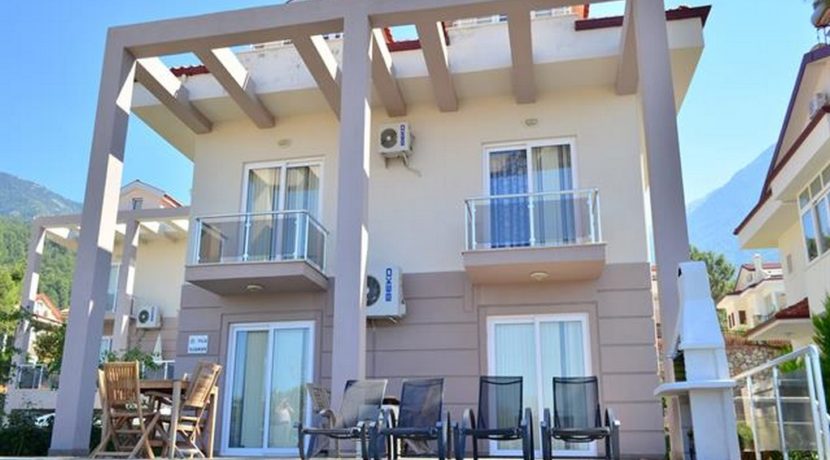 4 Yatak Odalı Günlük Kiralık Müstakil Havuzlu Villa Ölüdeniz Fethiye
