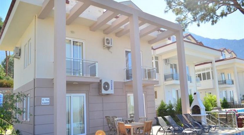 4 Yatak Odalı Günlük Kiralık Müstakil Havuzlu Villa Ölüdeniz Fethiye