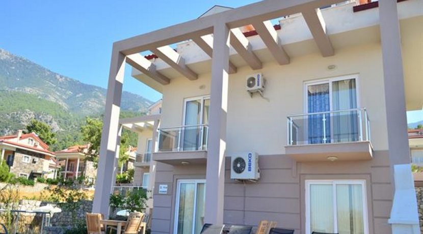 4 Yatak Odalı Günlük Kiralık Müstakil Havuzlu Villa Ölüdeniz Fethiye
